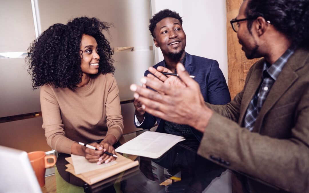 Workplace Training: FAQ and 5+ Top Providers to Consider